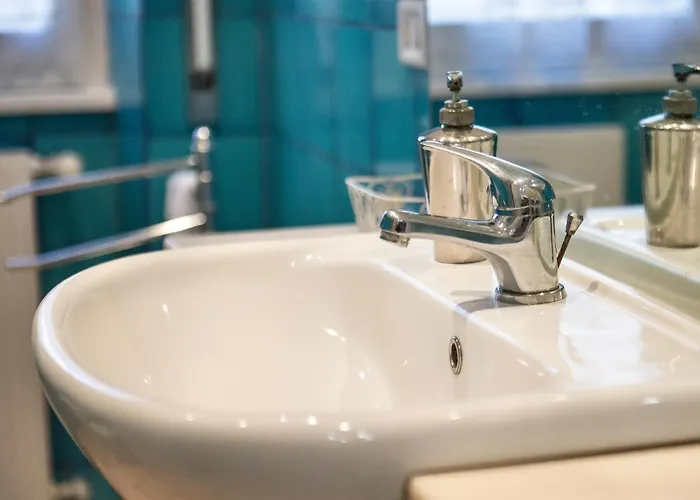 Con Giardino Via Silvestri רומא